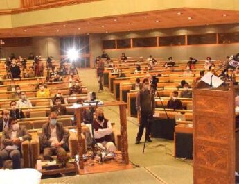 Jammu & Kashmir: Lt Governor visits University of Kashmir 10 Hello Uttarakhand News »