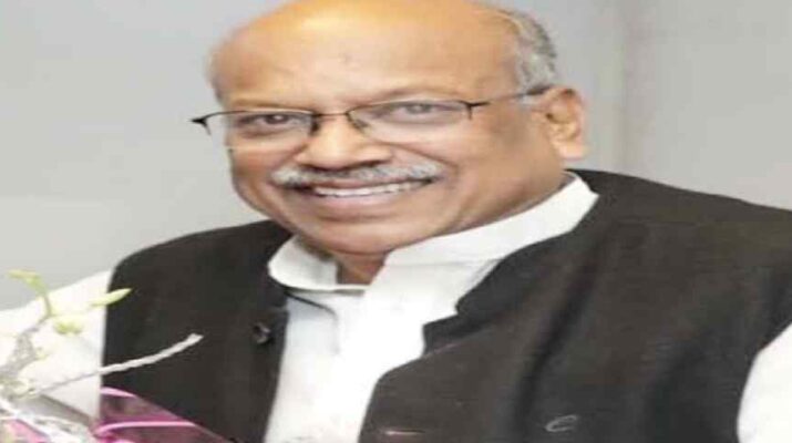 संजय धोत्रे, राज्य मंत्री, शिक्षा, संचार, इलेक्ट्रॉनिक्स व सूचना प्रौद्योगिकी का देहरादून दौरा, उत्तराखंड में इंटरनेट सुविधाओं व मोबाइल नेटवर्क को लेकर हुई अहम बैठक 1 Hello Uttarakhand News »