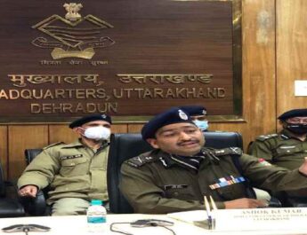 डीजीपी अशोक कुमार ने कार्यभार संभालते ही उत्तराखंड पुलिस विभाग को किया संबोधित, किए सख्त निर्देश जारी 2 Hello Uttarakhand News »