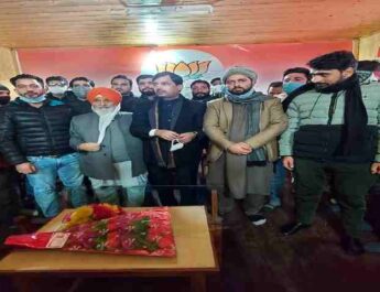 Jammu & Kashmir: Popularity of BJP in J&K has frustrated Gupkar Gang: Shahnawaz Hussain 2 Hello Uttarakhand News »