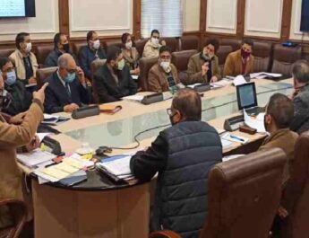 Jammu & Kashmir: Provide all possible support to the farmers - Advisor to Lieutenant Governor 3 Hello Uttarakhand News »