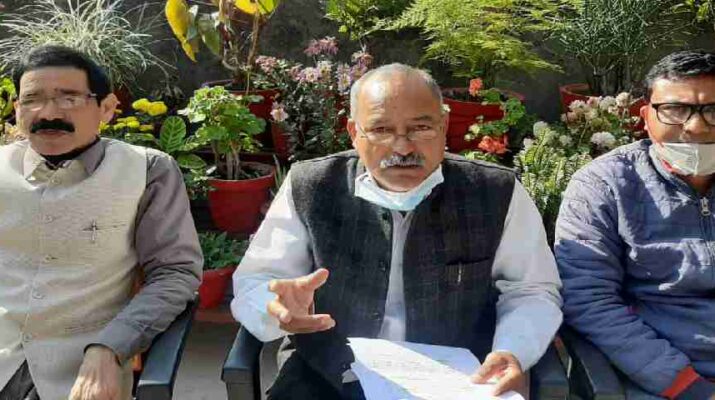 सभी चीनी मिलों से संबद्ध किसानों का हो चुका भुगतान, तो इकबालपुर चीनी मिल का क्यों नहीं! मोर्चा 1 Hello Uttarakhand News »