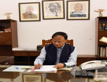 Jammu & Kashmir: PMO reviews implementation of Flagship Schemes in UTs 3 Hello Uttarakhand News »