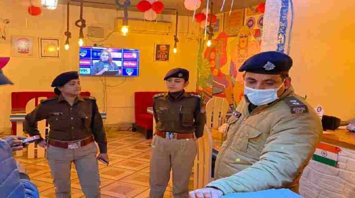 अवैध रूप से हुक्का पिलाने पर 11 हुक्का बार/रेस्टोरेंट संचालको के विरुद्ध हुई कार्यवाही 1 Hello Uttarakhand News »