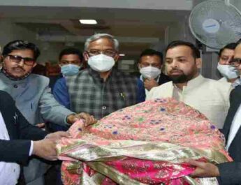 सूफी संत ख़्वाजा ग़रीब नवाज़ के अजमेर में चल रहे 809 वे वार्षिक उर्स के अवसर पर मुख्यमंत्री त्रिवेन्द्र ने भेजी सद्भावना चादर, 3 Hello Uttarakhand News »