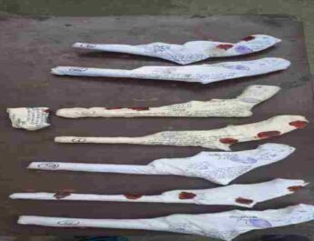 अवैध हथियारों का बड़ा तस्कर अवैध हथियारों के साथ गिरफ्तार, सात तमंचों व जिन्दा कारतूस के साथ गिरफ्तार 4 Hello Uttarakhand News »