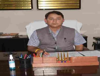 नवनियुक्त महानिदेशक रणवीर सिंह चौहान ने किया सूचना एवं लोक सम्पर्क विभाग में कार्यभार ग्रहण, कहा - मीडिया से बेहतर समन्वय स्थापित किया जाय 3 Hello Uttarakhand News »