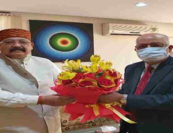 नेपाल के राजदूत से महाराज की भेंट, पंचेश्वर डैम सहित कई विषयों पर चर्चा 8 Hello Uttarakhand News »