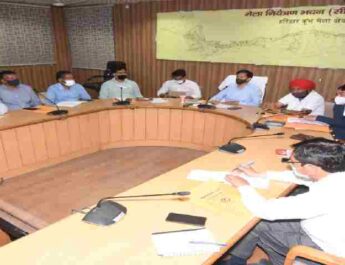 हरिद्वार: मेलाधिकारी दीपक रावत ने महाकुंभ कार्यों की समीक्षा बैठक, दिए यह निर्देश 3 Hello Uttarakhand News »