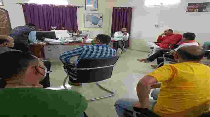 बागेश्वर: मॉस्क नहीं तो तेल नहीं जैसे स्लोगन पेट्रोल पंपों में चस्पा कियें जाय - उपजिलाधिकारी बागेश्वर 16 Hello Uttarakhand News » Page 2 of 2