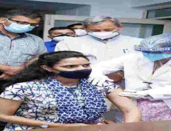 मुख्यमंत्री तीरथ सिंह रावत ने सचिवालय में चल रहे कोविड टीकाकरण कैम्प का किया मुआयना, सचिवालय संघ के अध्यक्ष दीपक जोशी ने सचिवालय में टीकाकरण कैम्प के लिए मुख्यमंत्री का किया व्यक्त आभार 3 Hello Uttarakhand News »