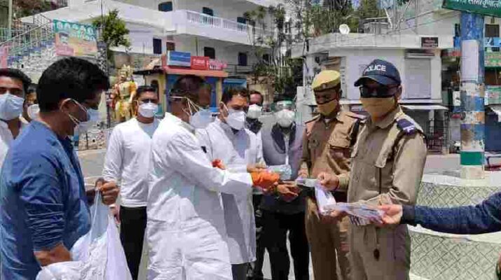 पूर्व प्रदेश कांग्रेस अध्यक्ष किशोर उपाध्याय ने आज से मेडिकल किट के वितरण का किया शुभारम्भ, 50 हजार किट्स ग्रामीण क्षेत्र में बाँटने का लक्ष्य 18 Hello Uttarakhand News »