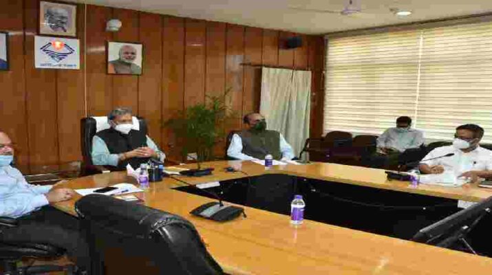 राज्य सरकार का बड़ा फैसला: कोविड से जिन बच्चों ने माता-पिता या परिवार के मुखिया को खोया है, उन्हें 3000 रुपए प्रतिमाह का मिलेगा भरण-पोषण भत्ता, सरकारी नौकरियों में भी 05 प्रतिशत क्षैतिज आरक्षण 10 Hello Uttarakhand News »