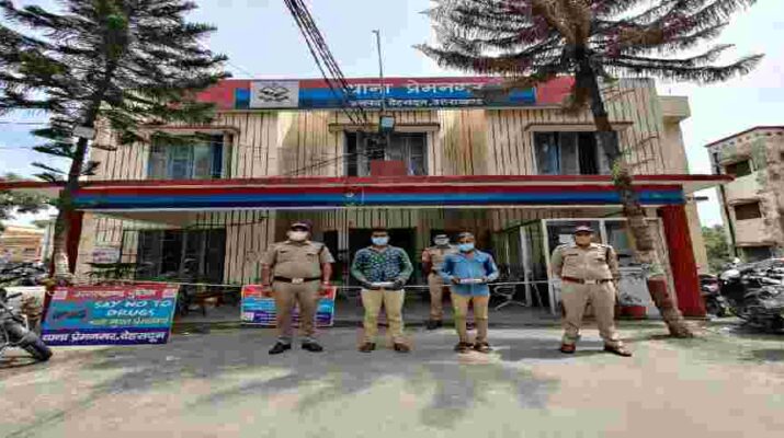 देहरादून: मंदिरों व बंद घरों में चोरी करने वाले शातिर चोर माल के साथ पकड़ा 1 Hello Uttarakhand News »