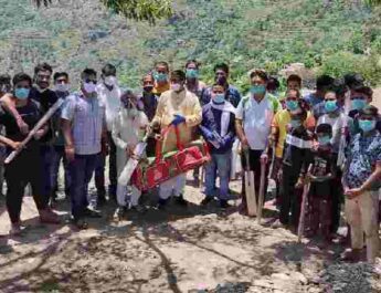 टिहरी पूर्व विधायक किशोर उपाध्याय के की टिहरी गढ़वाल क्रिकेट प्रीमियर लीग की घोषणा, पारितोषिक की भी घोषणा, हालात सामान्य होना पर खेले जाएंगे मैच 3 Hello Uttarakhand News »