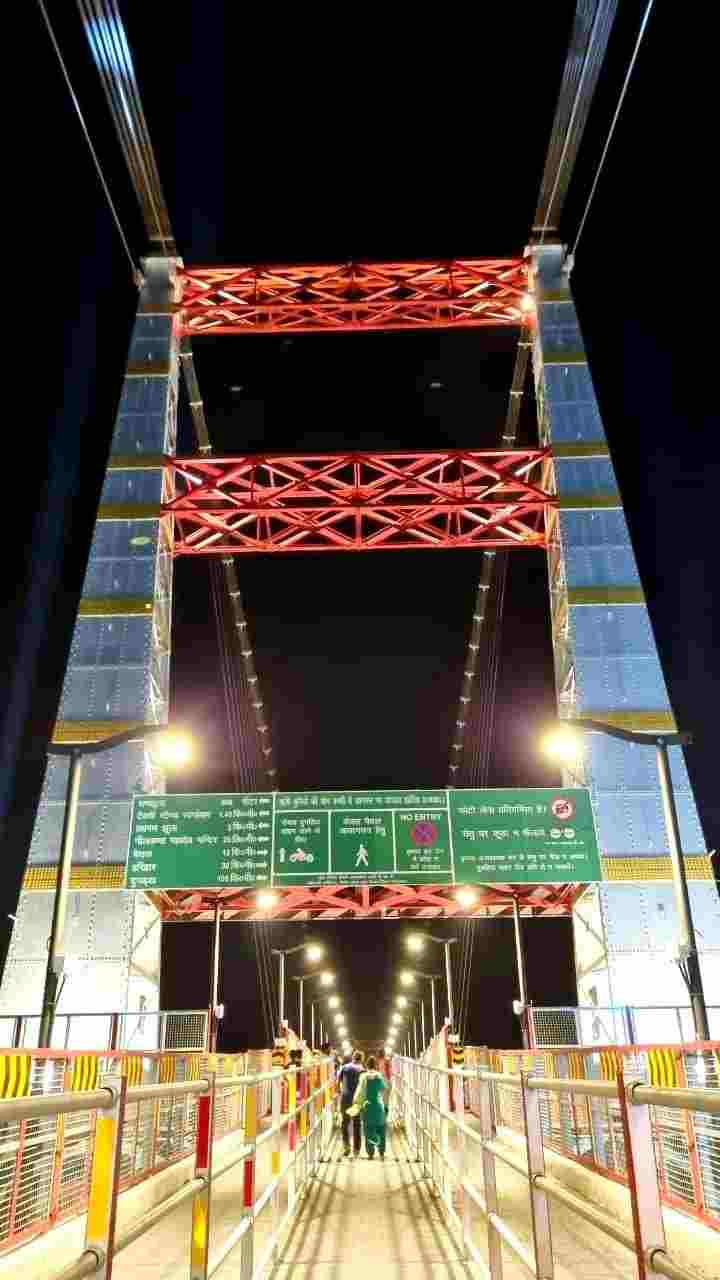 Rishikesh: मुनि की रेती में नए कलेवर के साथ नया नवनिर्मित जानकी सेतु (Janaki Setu) 4 Hello Uttarakhand News »