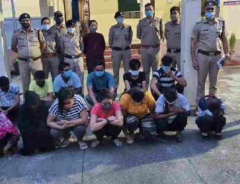 Dehradun: पटेलनगर पुलिस को मिली बड़ी सफलता, बडे स्तर पर चल रहे अवैध देह व्यापार का किया खुलासा, अबैध धन्धे मे लिप्त 07 महिलाएँ व 06 पुरुष सहित 13 व्यक्ति गिरफ्तार 4 Hello Uttarakhand News »