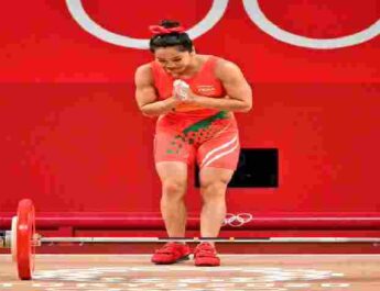 Tokyo Olympics: भारतीय महिला वेटलिफ्टर मीराबाई चानू ने टोक्यो ओलंपिक में जीता सिल्वर मेडल 2 Hello Uttarakhand News »