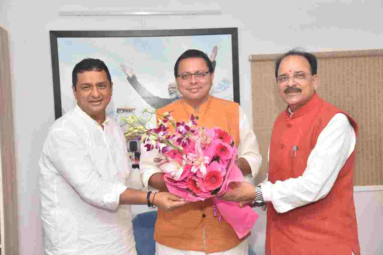 मुख्यमंत्री धामी ने दिल्ली दौरे में राष्ट्रीय सुरक्षा सलाहकार अजीत डोभाल, केन्द्रीय राज्य पर्यटन एवं रक्षा मंत्री अजय भट्ट व राज्य सभा सांसद अनिल बलूनी से भी की भेंट 3 Hello Uttarakhand News »