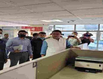 Dehradun: मुख्यमंत्री ने किया एमडीडीए का आकस्मिक निरीक्षण, नक्शे पास किये जाने तथा वन टाइम सेटलमेंट प्रक्रिया की ली जानकारी, प्राप्त आवेदनों को त्वरित गति से निस्तारण एवं समाधान के दिये निर्देश 5 Hello Uttarakhand News »