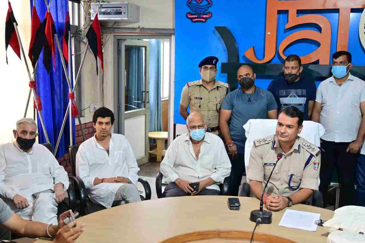 Uttarakhand: थाना प्रेमनगर क्षेत्रान्तर्गत हुए डबल मर्डर का खुलासा, घटना को अंजाम देने वाला अभियुक्त गिरफ्तार 3 Hello Uttarakhand News »