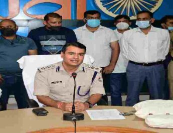 Uttarakhand: थाना प्रेमनगर क्षेत्रान्तर्गत हुए डबल मर्डर का खुलासा, घटना को अंजाम देने वाला अभियुक्त गिरफ्तार 2 Hello Uttarakhand News »