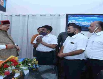 Uttarakhand: पर्यटन मंत्री से मिला जीएमवीएन मैनेजर एसोसिएशन प्रतिनिधिमंडल, निगम की विभिन्न समस्याओं का निस्तारण करने की, की मांग 4 Hello Uttarakhand News »