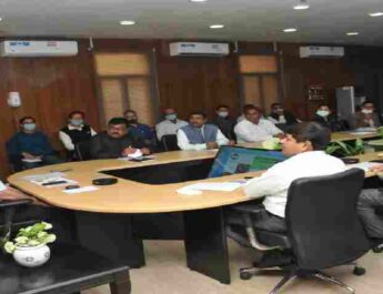 Uttarakhand: मुख्य सचिव ने सचिवालय में उद्यान विभाग की, की समीक्षा, किसानों को प्रधानमंत्री सूक्ष्म खाद्य उद्योग उन्नयन योजना (पीएमएफएमई) के तहत वित्तीय, तकनीकी और कारोबारी सहायता उपलब्ध कराने के लिए विशेष प्रयास किए जाने के दिए निर्देश 3 Hello Uttarakhand News »