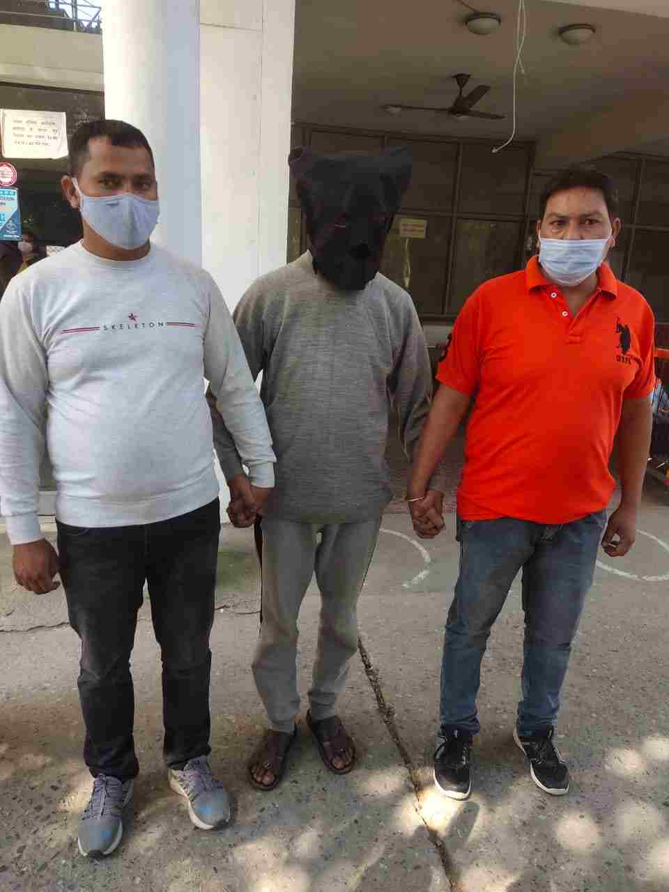 Uttarakhand: विभिन्न सरकारी विभागों मे नौकरी दिलाने के नाम पर धोखाधडी कर करोडों रुपये हडपने वाले गिरोह का पटेलनगर पुलिस ने किया खुलासा 2 Hello Uttarakhand News »