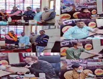 Dehradun: पत्रकारों के लिए हुआ निशुल्क स्वास्थ्य शिविर का आयोजन, डॉ एसडी जोशी ने की 100 से अधिक पत्रकारों के स्वास्थ्य की जांच 8 Hello Uttarakhand News »