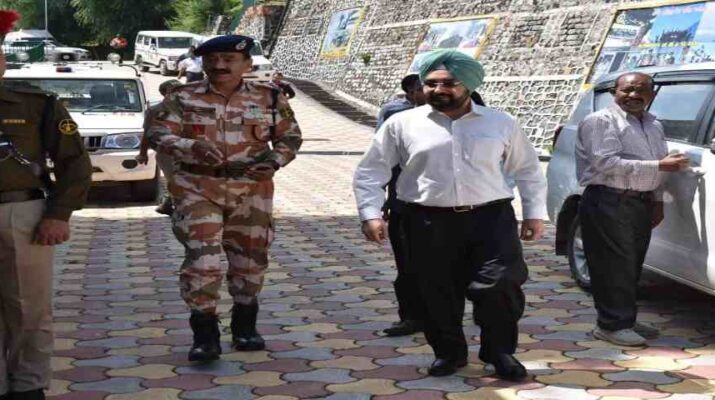 Uttarakhand: मुख्य सचिव डॉ एस.एस. संधू ने औली (Auli) पहुँचकर औली मास्टर प्लान को लेकर संबधित अधिकारियों के साथ की बैठक, औली को वर्ल्ड क्लास टूरिज्म डेस्टिनेशन के रूप में किया जा रहा है तैयार - संधू 1 Uttarakhand: मुख्य सचिव डॉ एस.एस. संधू ने औली (Auli) पहुँचकर औली मास्टर प्लान को लेकर संबधित अधिकारियों के साथ की बैठक, औली को वर्ल्ड क्लास टूरिज्म डेस्टिनेशन के रूप में किया जा रहा है तैयार - संधू 1 Hello Uttarakhand News » Page 2 of 4