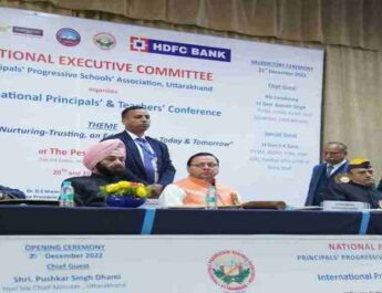 Dehradun: मुख्यमंत्री पुष्कर सिंह धामी ने मसूरी रोडस्थित पेस्टल वीड स्कूल में प्रिंसिपल्स प्रोग्रेसिव स्कूल्स एसोशिएशन द्वारा आयोजित International Conference of Principals & Teachers कार्यक्रम में किया प्रतिभाग, कहा - शिक्षकों की समाज के निर्माण में अहम भूमिका, माता-पिता के बाद शिक्षकों पर बच्चों के भविष्य को बनाने की महत्वपूर्ण जिम्मेदारी 3 Hello Uttarakhand News »