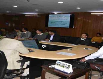 मुख्यमंत्री पुष्कर सिंह धामी ने नई दिल्ली में केंद्रीय मंत्री, भारी उद्योग महेन्द्र नाथ पाण्डेय से मुलाकात कर उत्तराखंड में औद्योगिक विकास के लिये मिल रहे केंद्र सरकार के सहयोग के लिए जताया आभार, राज्य में इलैक्ट्रॉनिक चार्जिंग स्टेशन जल्द बनाने के लिए किया अनुरोध 2 Hello Uttarakhand News »