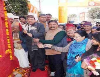 Haldwani: स्वामी विवेकानंद जयंती के अवसर पर केंद्रीय रक्षा एवं पर्यटन राज्य मंत्री अजय भट्ट ने किया 72.27 लाख की लागत से जेल रोड चौराहे पर स्वामी विवेकानंद की मूर्ति का अनावरण एवं म्यूजिकल फव्वारे का लोकार्पण 4 Hello Uttarakhand News &raquo;