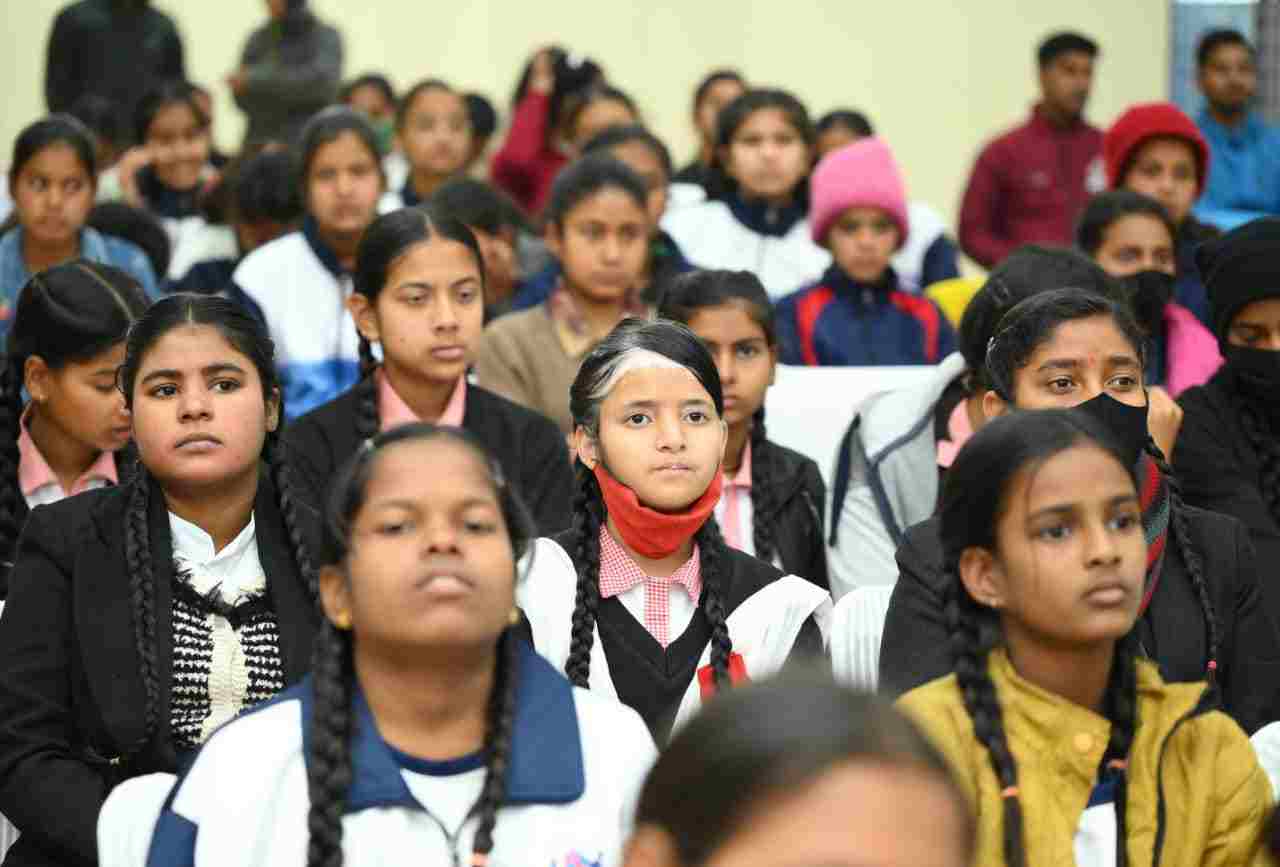 मुख्यमंत्री पुष्कर सिंह धामी ने राष्ट्रीय बालिका दिवस पर ‘महिलाओं की खेल में सहभागिता’ विषय पर आयोजित सेमिनार में किया प्रतिभाग, कहा-राज्य का मुख्य सेवक होने के नाते प्रदेश की किसी भी बेटी का अपमान करने वाले के खिलाफ हम करेंगे कठोरतम कार्रवाई 4 Hello Uttarakhand News »