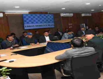 Uttarakhand: मुख्य सचिव ने देहरादून में यातायात संकुलन को कम करने के लिए सभी सम्बन्धित विभागों के साथ की बैठक, ट्रैफिक कंजेशन को कम करने के लिए संस्थागत तंत्र बनाया जाए के दिए निर्देश 4 Hello Uttarakhand News »