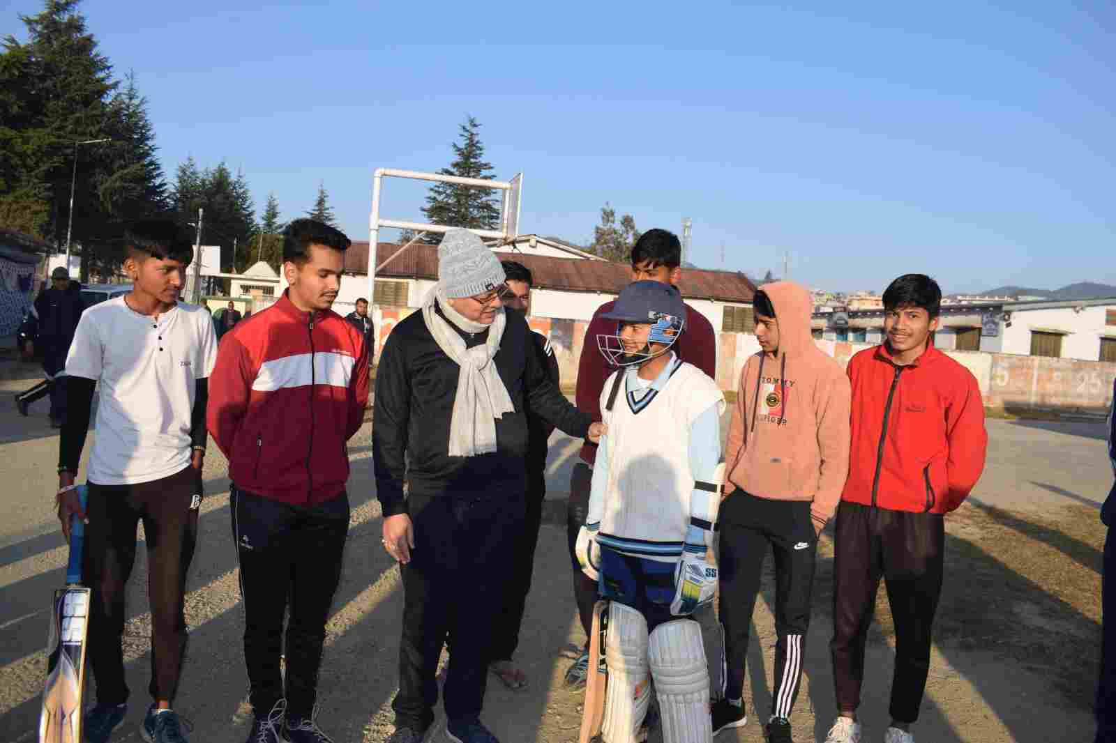 Watch Uttarakhand: चंपावत में मॉर्निंग वॉक पर निकले सीएम, विकास कार्यों पर लिया आमजन का फीडबैक तो युवाओं का भी किया उत्साहवर्धन 4 Watch Uttarakhand: चंपावत में मॉर्निंग वॉक पर निकले सीएम, विकास कार्यों पर लिया आमजन का फीडबैक तो युवाओं का भी किया उत्साहवर्धन 4 Hello Uttarakhand News »