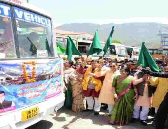 CharDhamYatra: चार धाम जा रहे श्रद्धालुओं का माल्यार्पण कर मुख्यमंत्री धामी ने किया स्वागत, राज्य के लिए उत्सव है चार धाम यात्रा : मुख्यमंत्री 3 Hello Uttarakhand News »