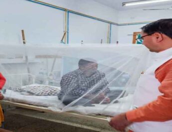 मुख्यमंत्री पुष्कर सिंह धामी ने सुशीला तिवारी चिकित्सालय का किया निरीक्षण, पंजीकरण काउंटर, कैंटीन एवं वार्डों का निरीक्षण कर वार्ड में भर्ती मरीजों एवं ओपीडी में आये वाहृय रोगियों से की मुलाकात, जानी उनकी समस्याओं 4 Hello Uttarakhand News »