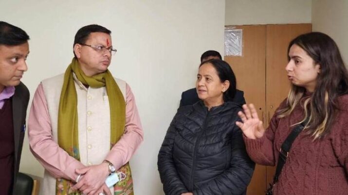 मुख्यमंत्री पुष्कर सिंह धामी ने मैक्स अस्पताल में भर्ती भारतीय क्रिकेटर ऋषभ पंत का जाना हाल चाल, डॉक्टरों से ऋषभ के स्वास्थ्य सुधार के बारे में ली पूरी जानकारी 1 Hello Uttarakhand News »