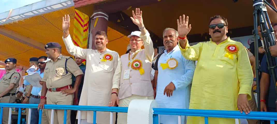 उत्तराखंड: मुख्यमंत्री पुष्कर सिंह धामी ने रूद्रपुर में 33वें राष्ट्रीय कैनो स्प्रिंट सिनियर (महिला एवं पुरुष) चैंपियनशिप में मुख्य अतिथि के तौर पर किया प्रतिभाग, प्रतियोगिता में विजेता टीमों को ट्रॉफी देकर किया सम्मानित   2 Hello Uttarakhand News »