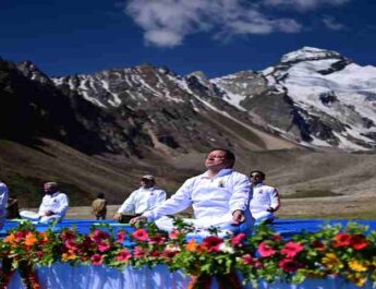 उत्तराखंड: भगवान भोलेनाथ की पावन धरा पर आने वाले पर्यटक, श्रद्धालु बन कर आयें - मुख्यमंत्री, गुंजी का बनाया जायेगा मास्टर प्लान 2 Hello Uttarakhand News »