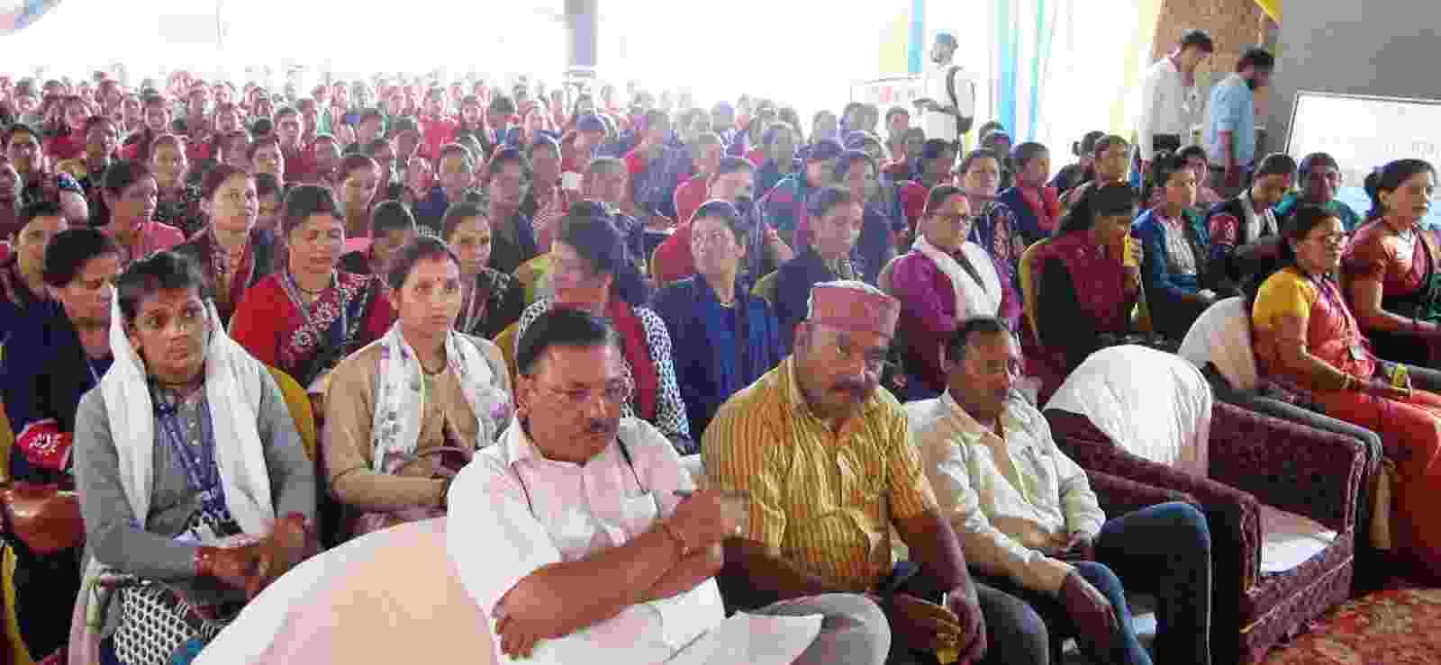बागेश्वर: विकासखंड कपकोट में में संपूर्णता अभियान संगोष्ठी का हुआ शुभारंभ, आकांक्षी ब्लॉक के तहत संपूर्णता अभियान कार्यक्रम का मुख्य उद्देश्य नीति आयोग द्वारा निर्धारित पहली त्रैमासिक अवधि में इन बिंदों को करने होगा सेचुरेशन 2 Hello Uttarakhand News »