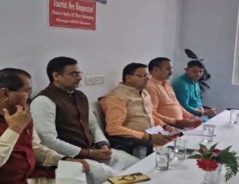 केदारनाथ धाम: 15 हजार से अधिक यात्री एवं स्थानीय लोगों को हवाई तथा पैदल मार्गों से किया गया रेस्क्यू, हर यात्री और स्थानीय लोगों की सुरक्षा सरकार की जिम्मेदारी - मुख्यमंत्री 4 Hello Uttarakhand News »