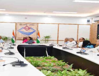 Dehradun: अब दून लाइब्रेरी एण्ड रिसर्च सेन्टर की सुविधाओं का निःशुल्क लाभ उठा सकेंगे सरकारी स्कूलों के छात्र-छात्राएं 2 Hello Uttarakhand News »