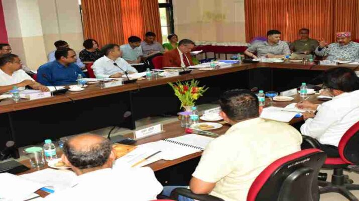 Uttarakhand: उत्तराखण्ड पर्यटन विकास परिषद की 23वीं बोर्ड बैठक सम्पन्न, औली से गौरसों बुग्याल तक रोपवे हेतु सर्वे कराया जाये: महाराज 14 Hello Uttarakhand News »